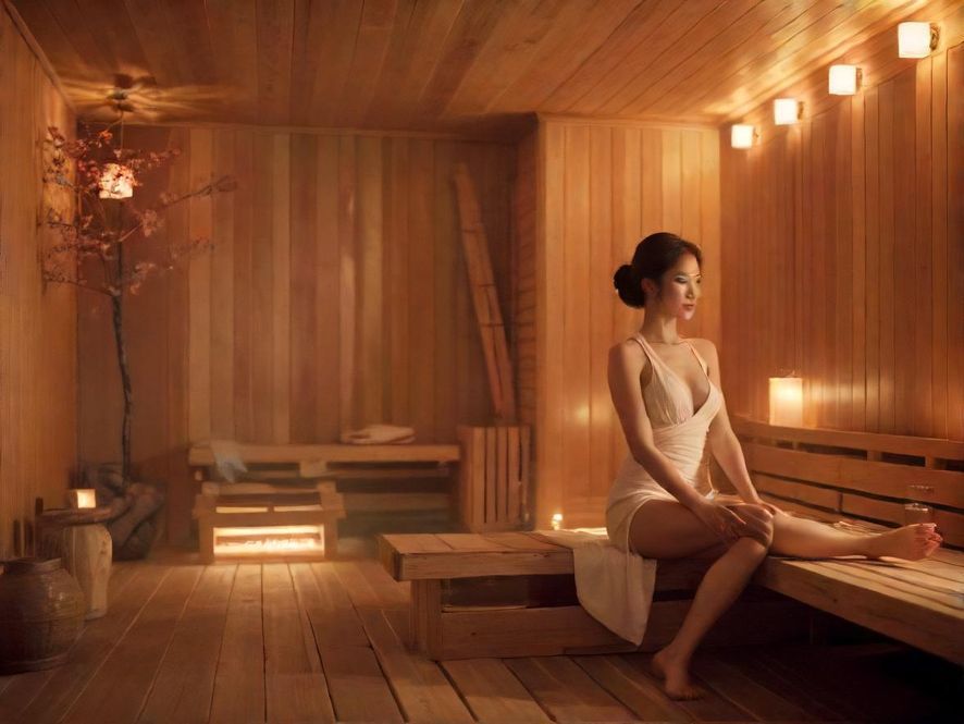 高端桑拿会所休息室温馨场景